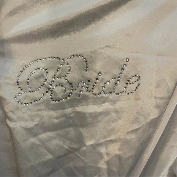NWOT iCollection Satin Rhinestone Bride Robe 3x - Picture 2 of 5